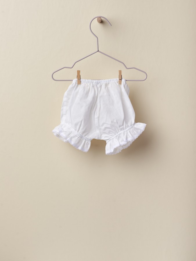 Shorts with flower print