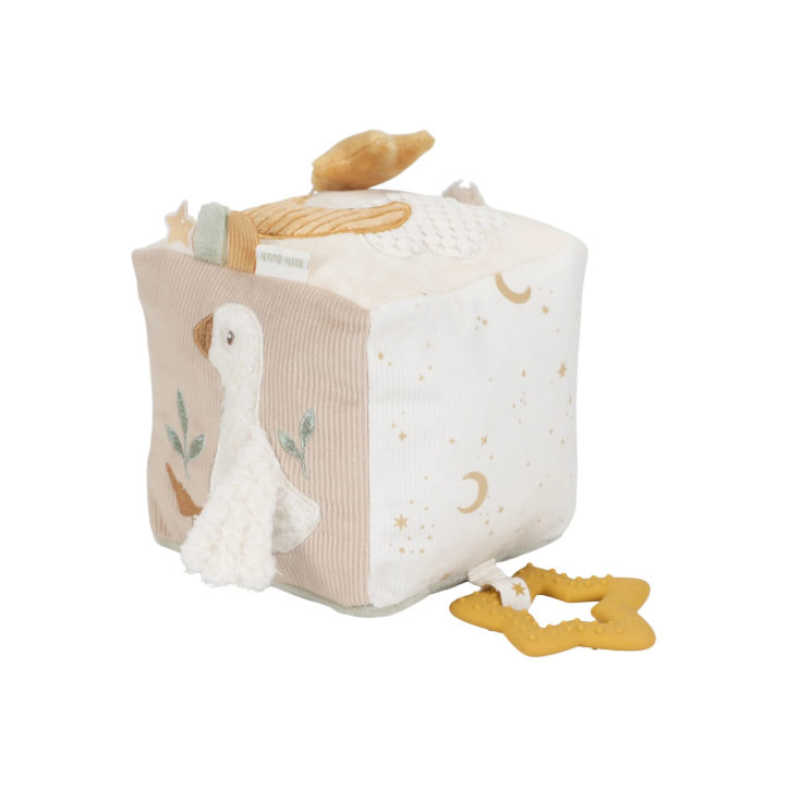 Activity Cube - Newborn Naturals