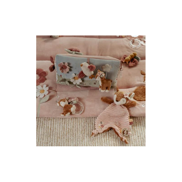 Activity Triangle  – Fairy Garden