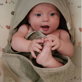 Bath Cape 100x100 - Little Farm